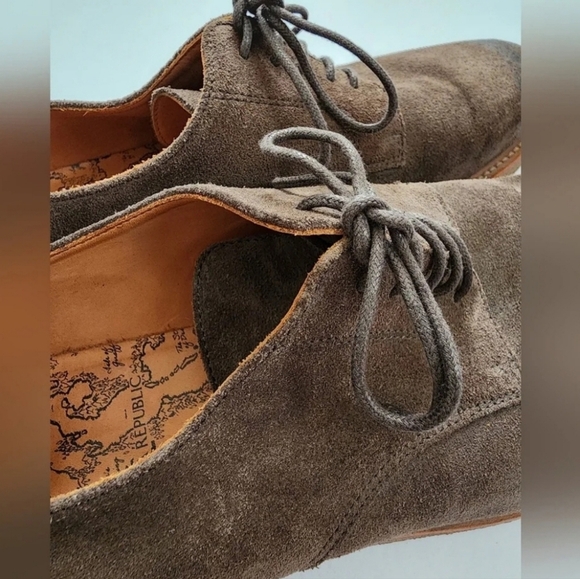 Banana Republic, Men's Brown Suede Oxford Sophisticated Lace-up Shoes, sz 9.5 - Picture 8 of 15
